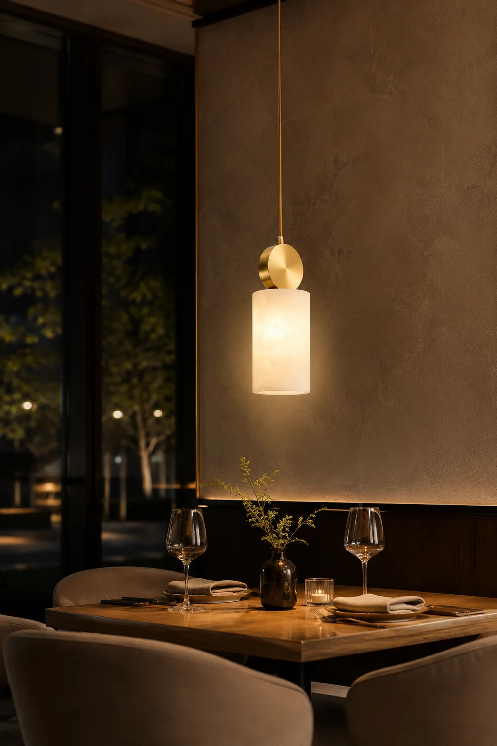 Etruscan Aabaster Pendant Light - Lumpaz
