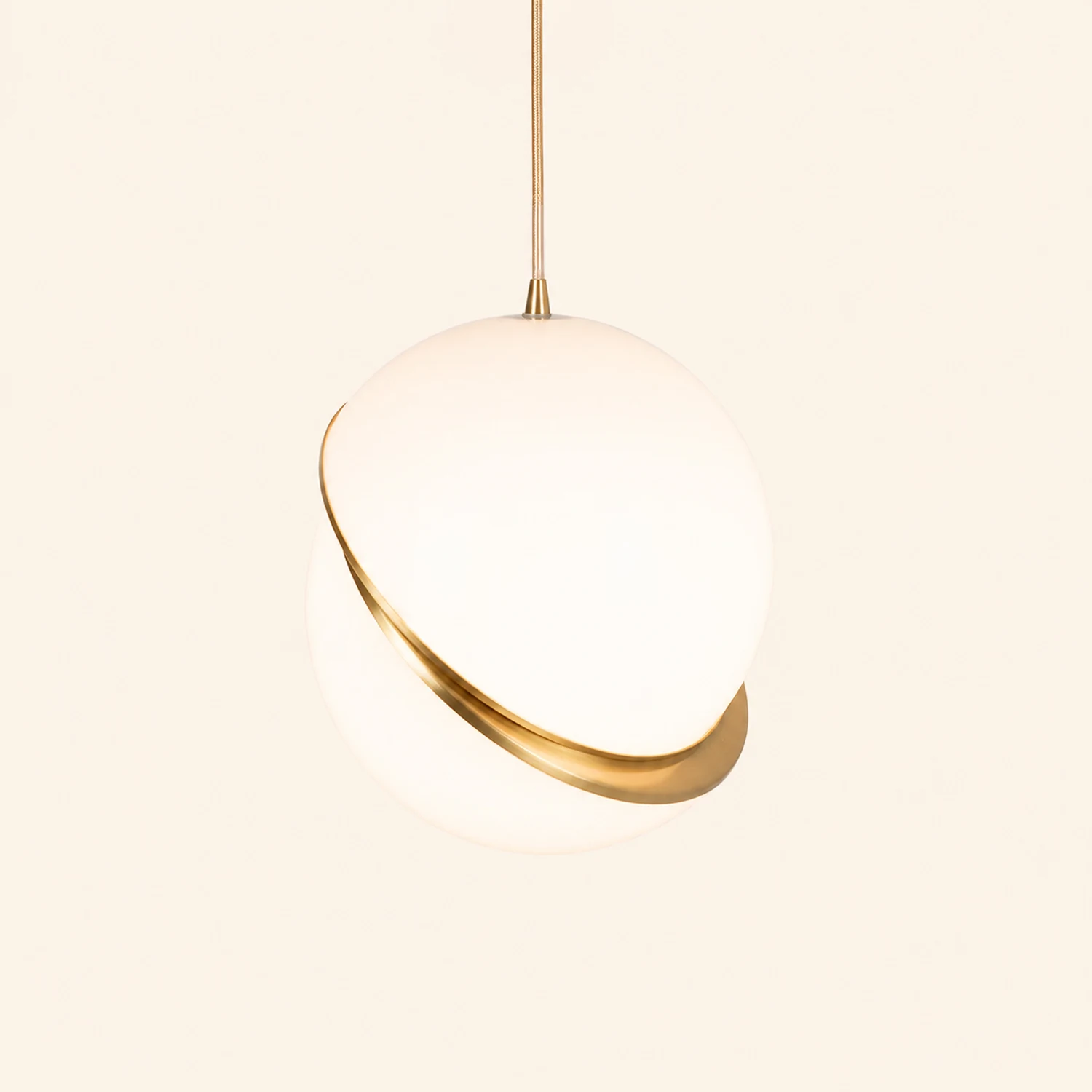 Crescent Pendant Lamp - Lumpaz