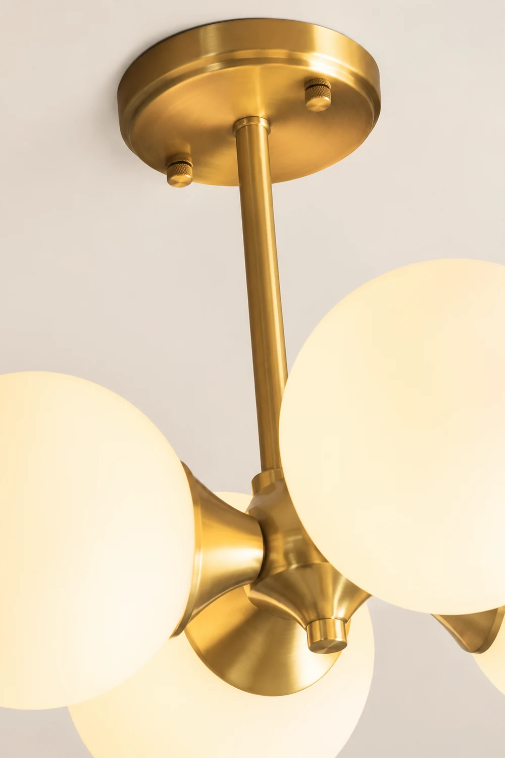 Valentina Vintage Globe Glass Art Deco Pendant Light, Bedroom - Lumpaz