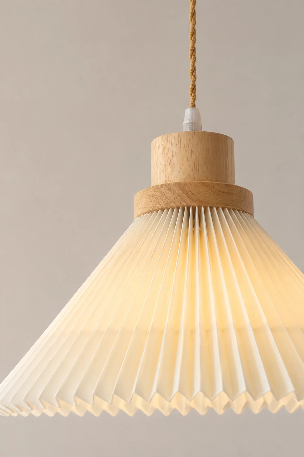 Pleated Wooden Pendant Light - Lumpaz