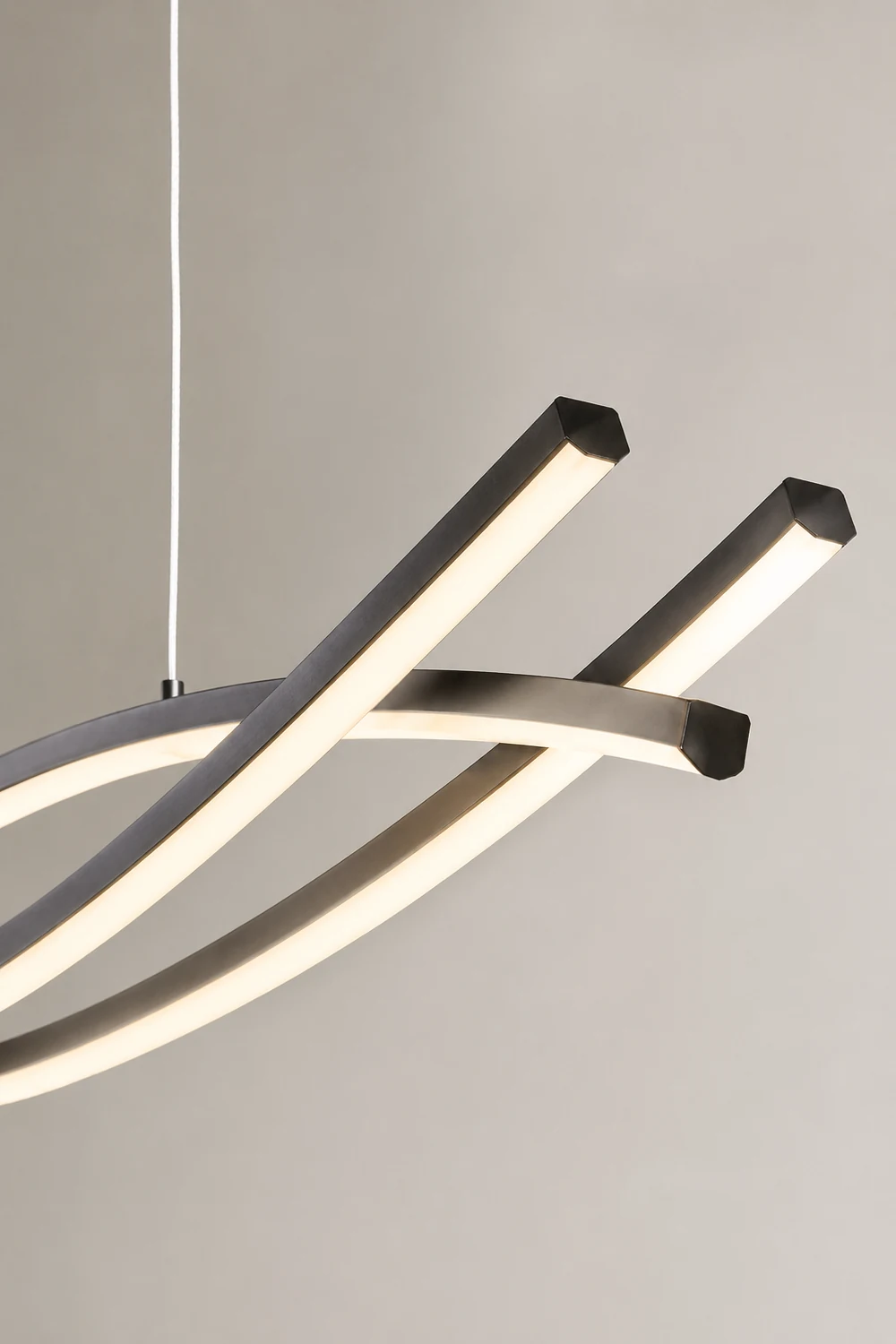Modern Linear Metal Pendant Light, Black - Lumpaz