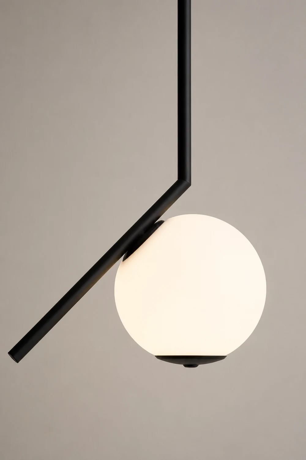 Valentina Modern Globe Metal/Glass Pendant Light, 3 Style - Lumpaz