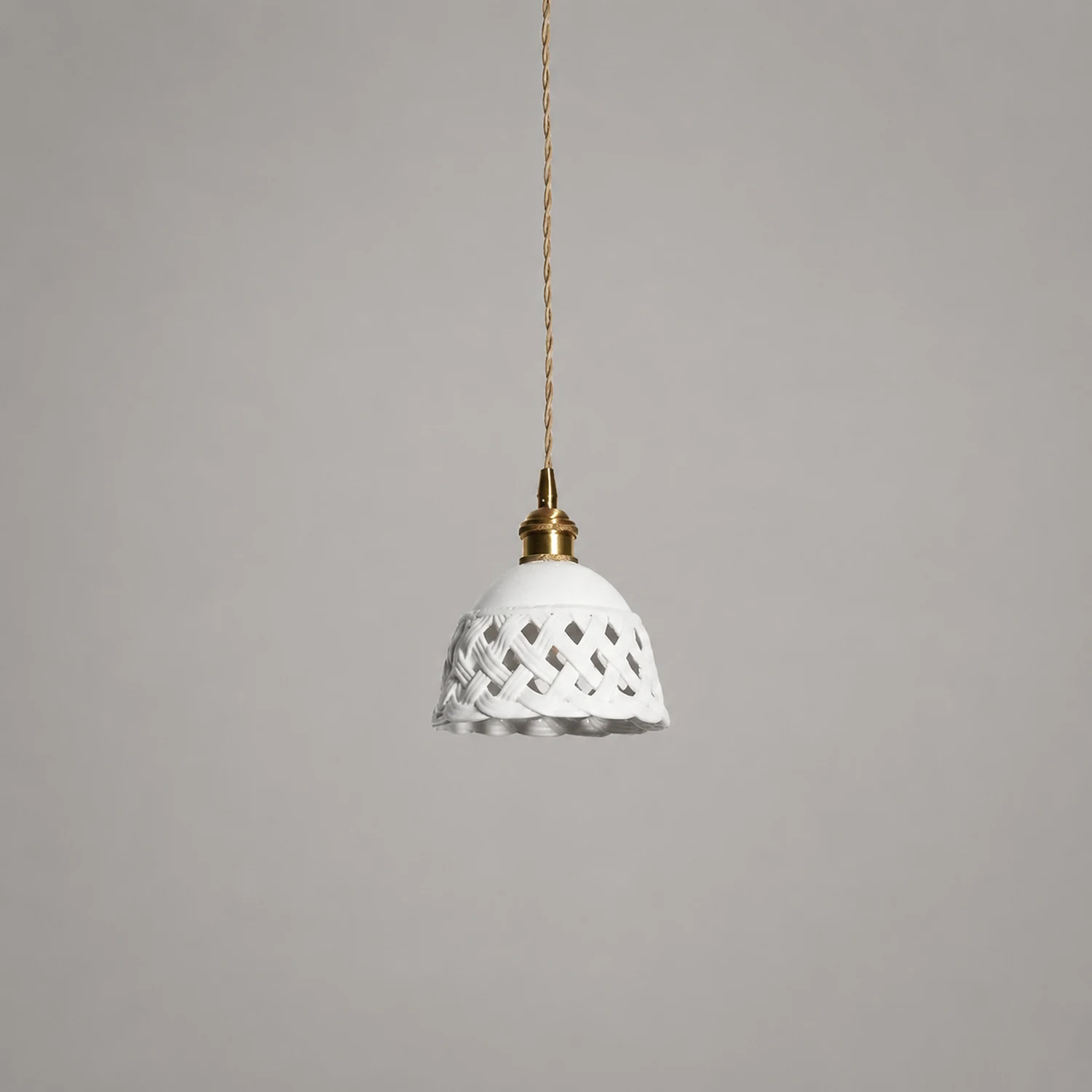 Openwork Ceramic Pendant Lamp - Lumpaz