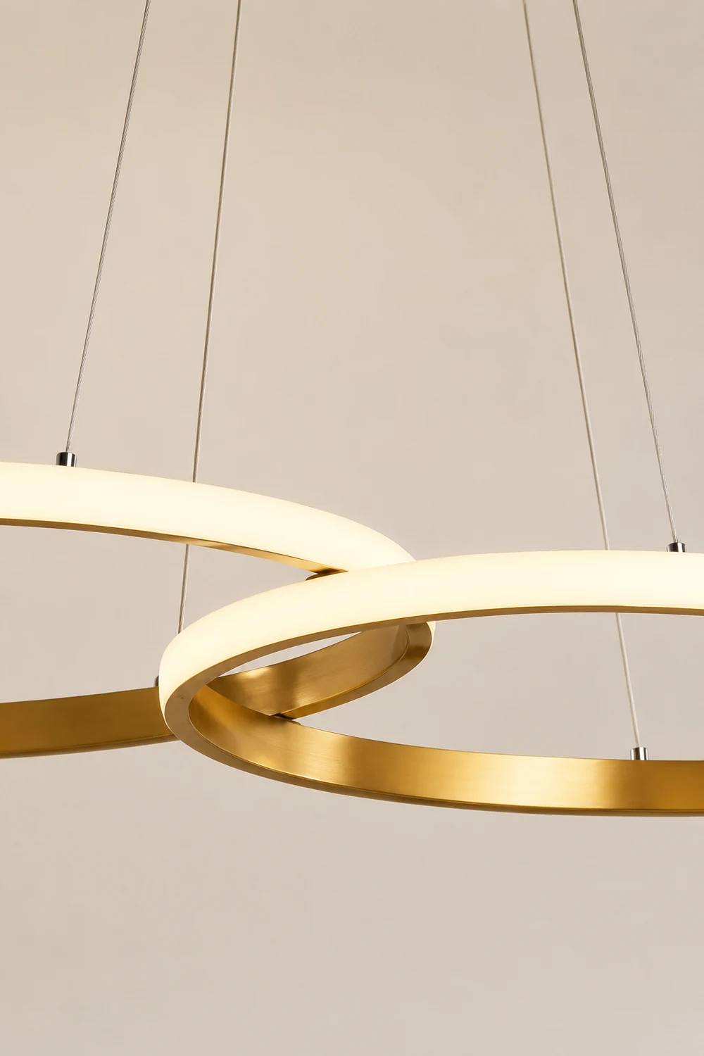 Modern Minimalist Pendant Light, Double-C - Lumpaz