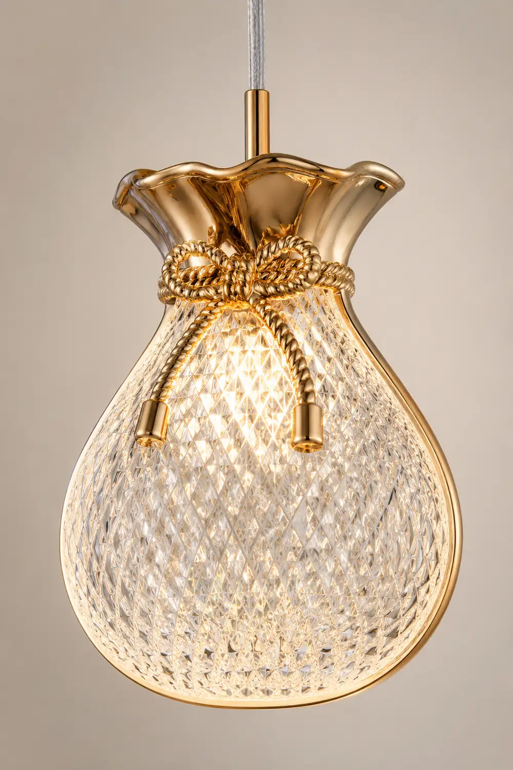Hailie Postmodern Elegant Gold/Black Bedroom Pendant Light - Lumpaz