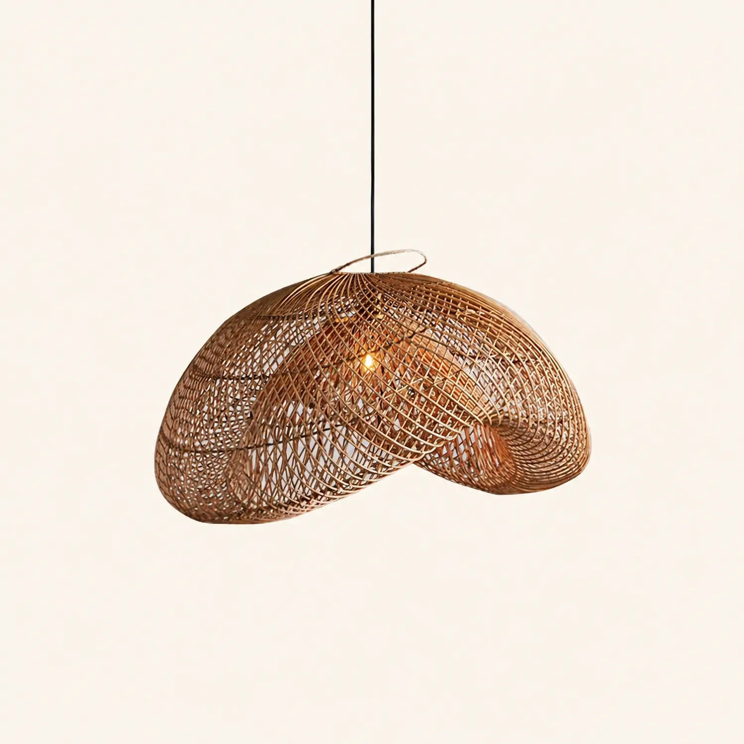 Rattan Wave Pendant Light - Lumpaz