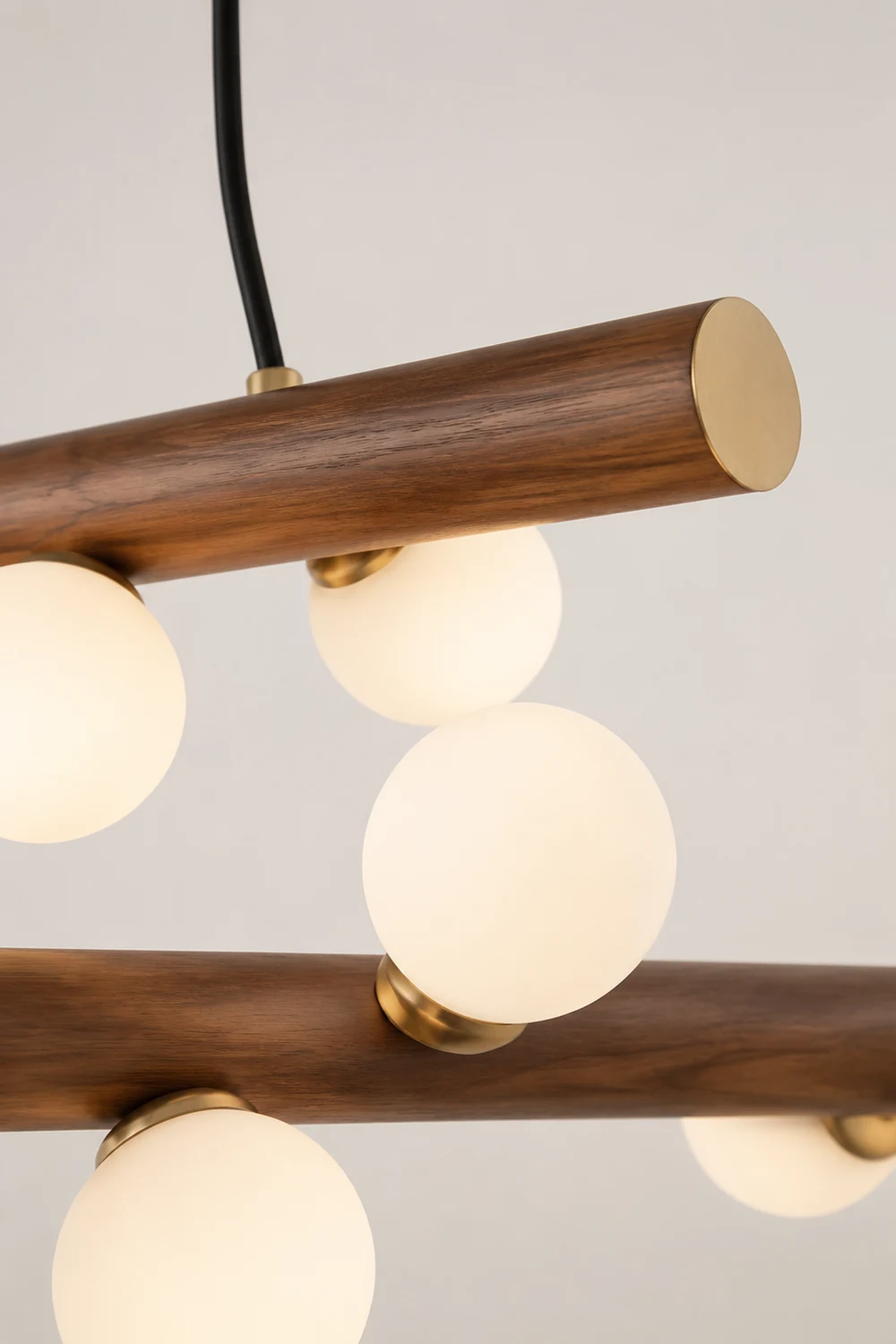 Scandinavian Wooden Pendant Lamp - Lumpaz