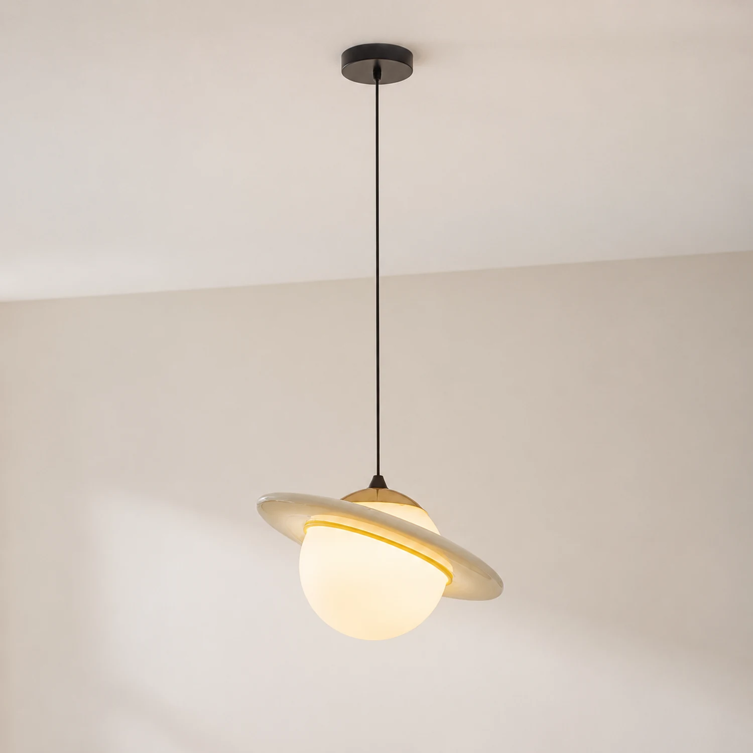 Saturn Planet Pendant Lamp - Lumpaz