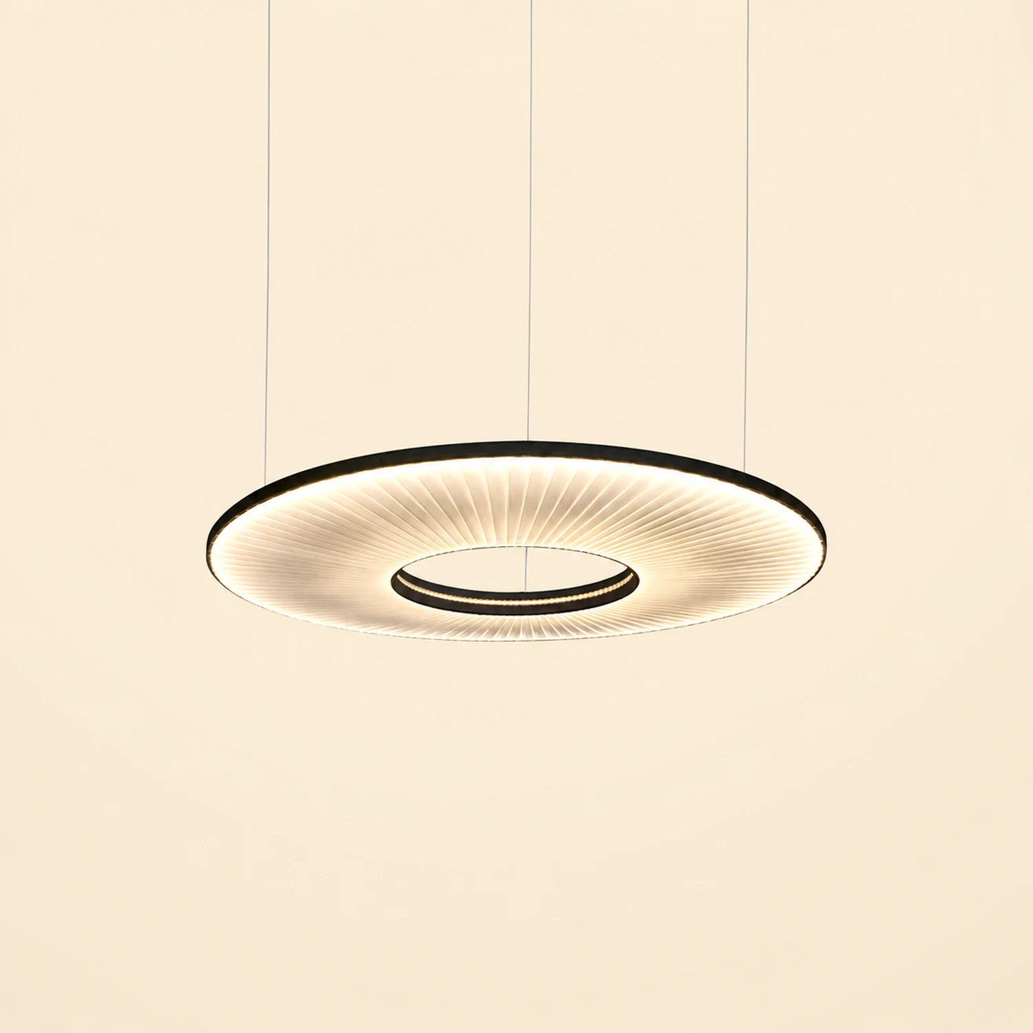 Iris Pendant Lamp - Lumpaz