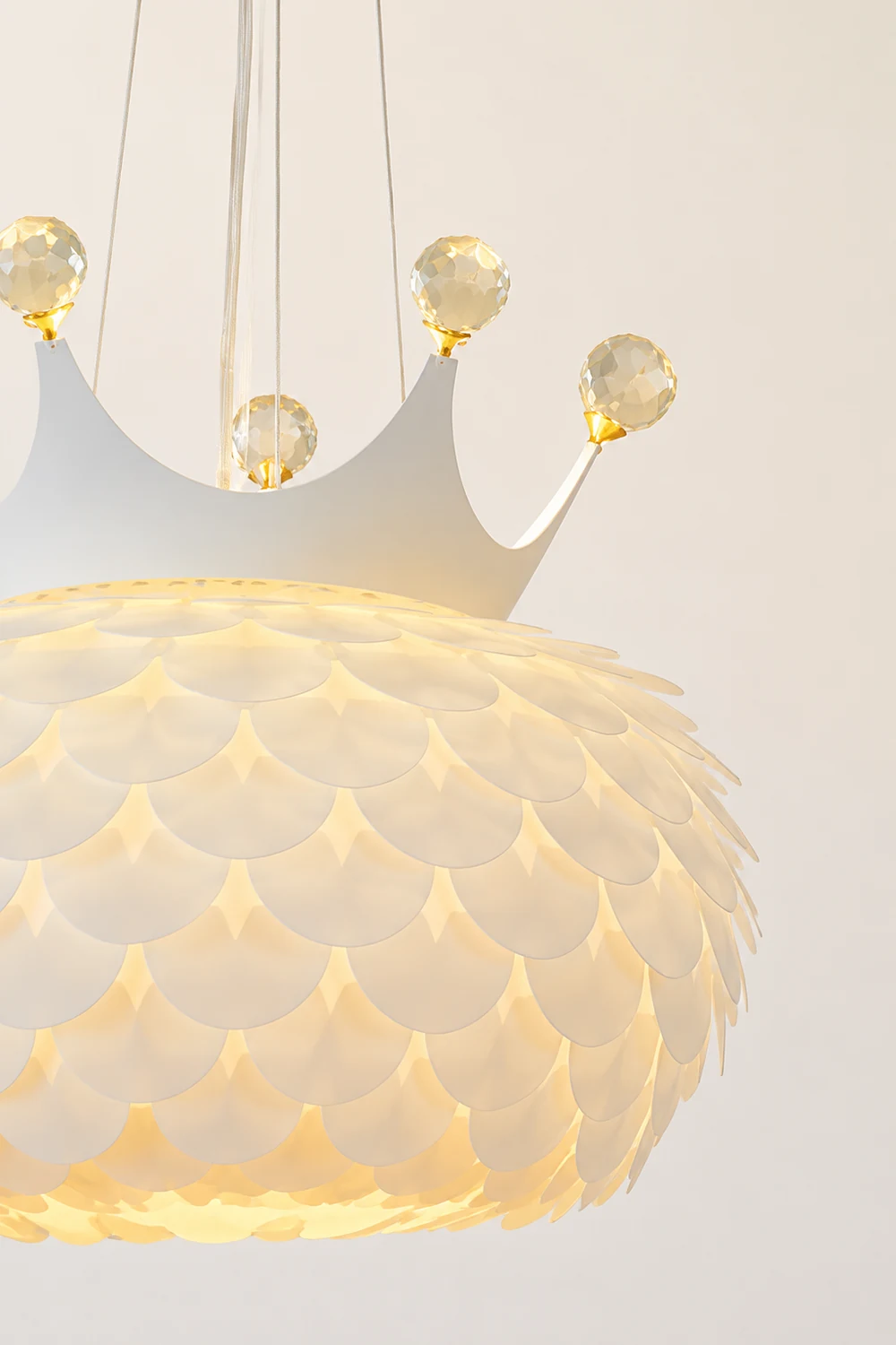 Aluvia Crown Pendant Lamp - Lumpaz