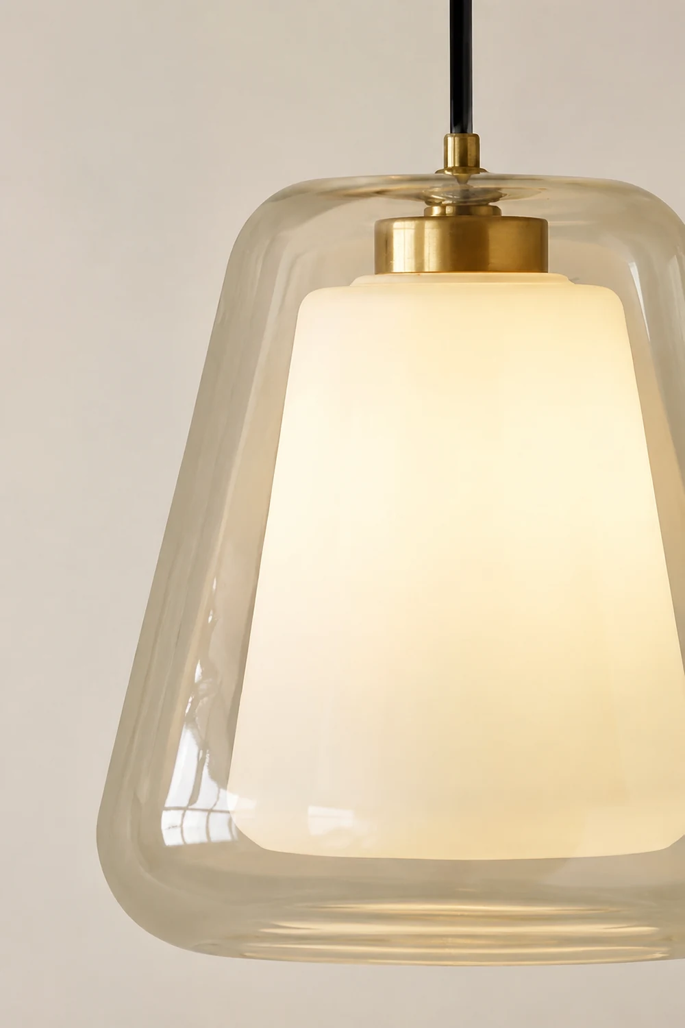 Lucinda Pendant Light - Lumpaz