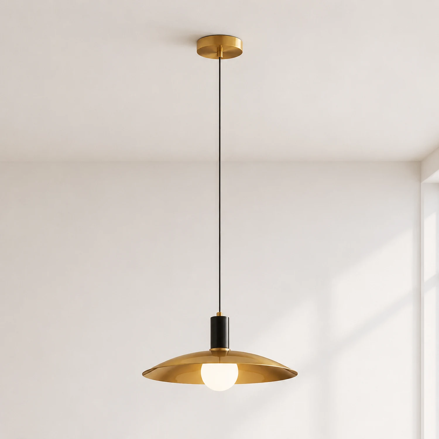 Brass Flared Pendant Lamp - Lumpaz