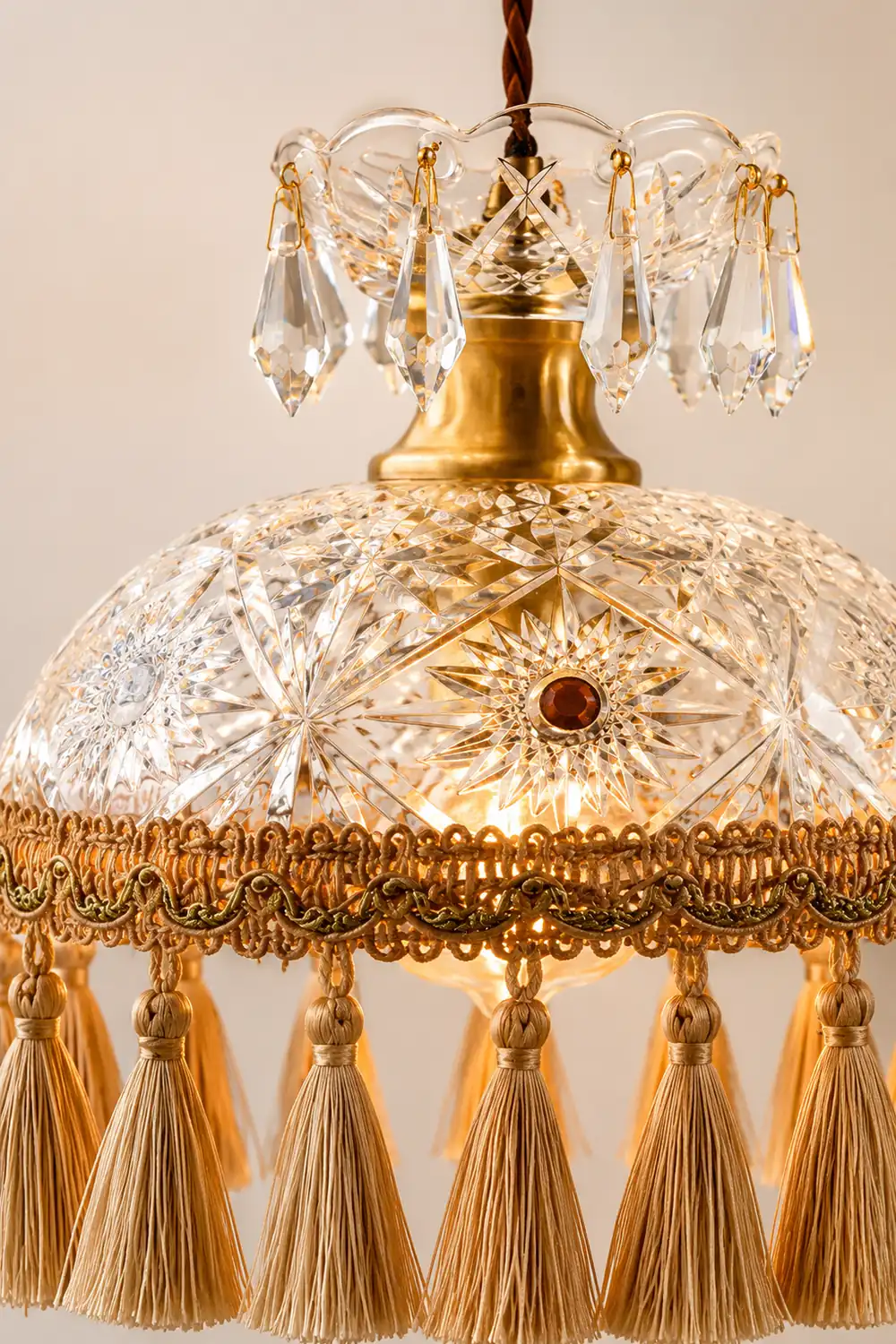 Bowl Tassel Pendant Light - Lumpaz