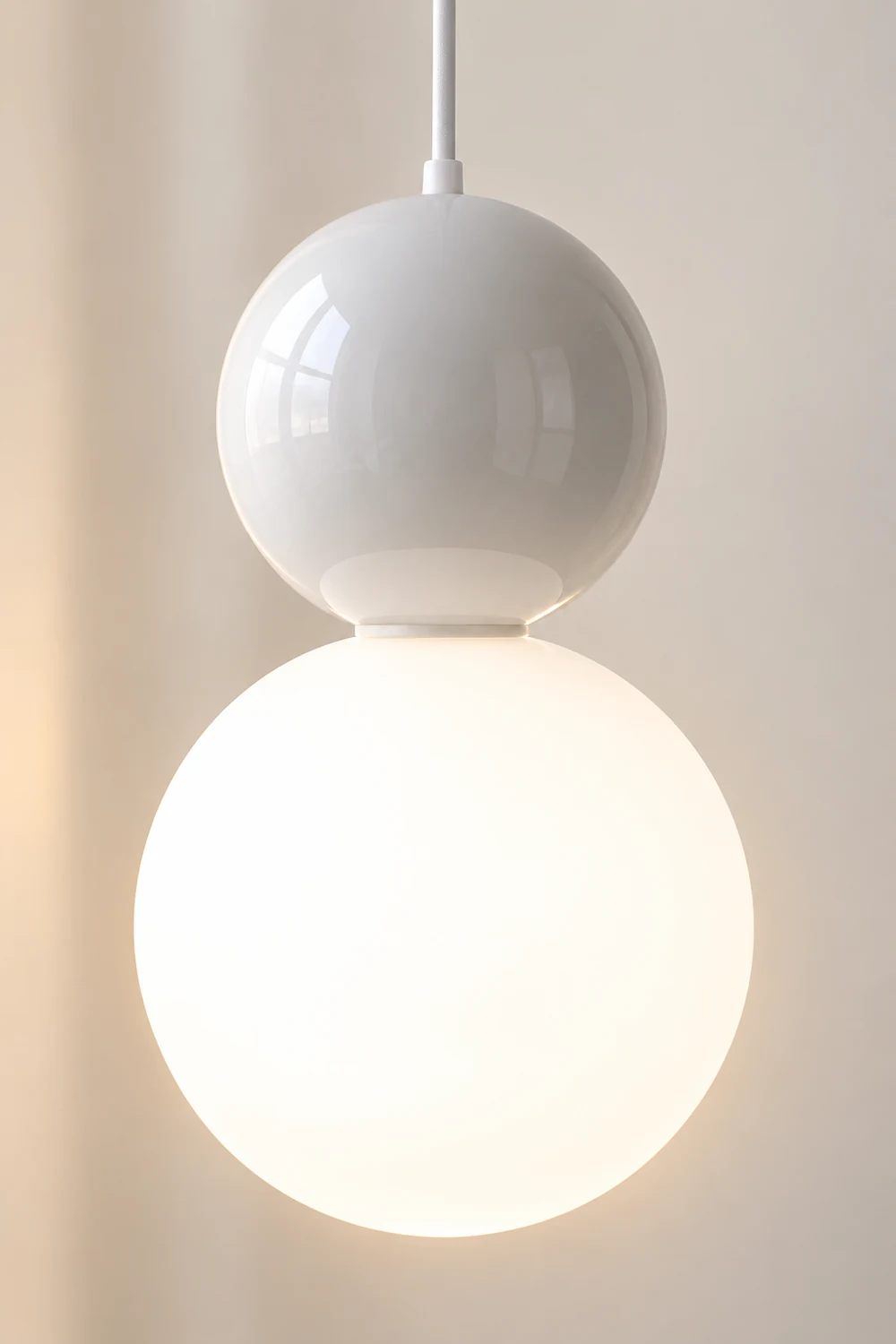 Acrylic Two Ball Pendant Light - Lumpaz