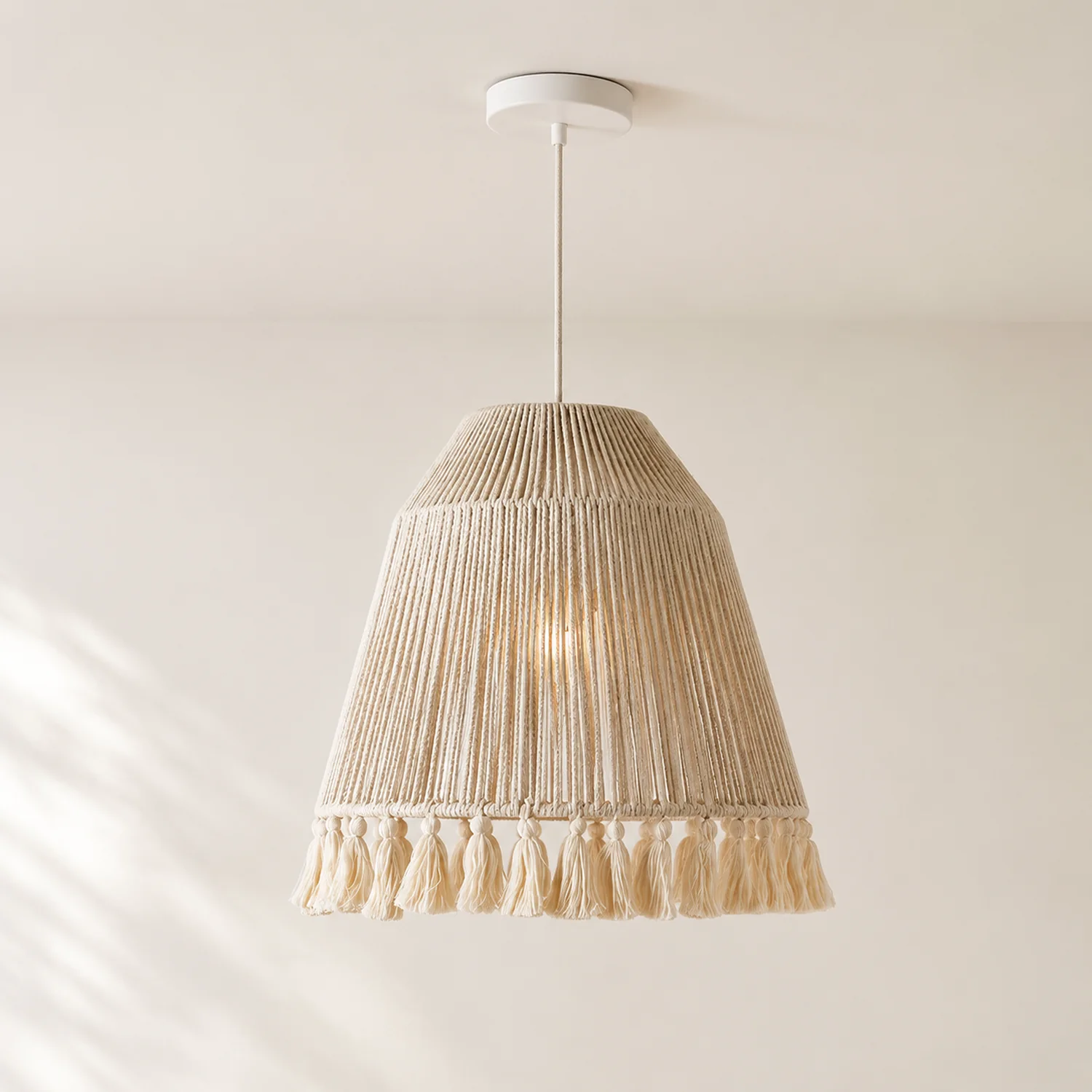Chase Tassel Pendant Light - Lumpaz