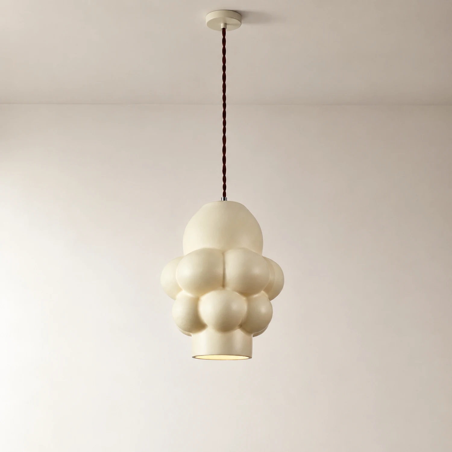 Resin Cream Pendant Lamp - Lumpaz