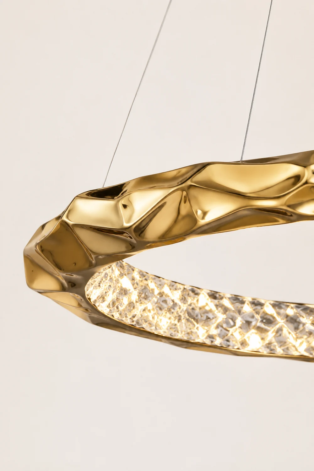 Resin Circlet Brass Pendant Lamp - Lumpaz