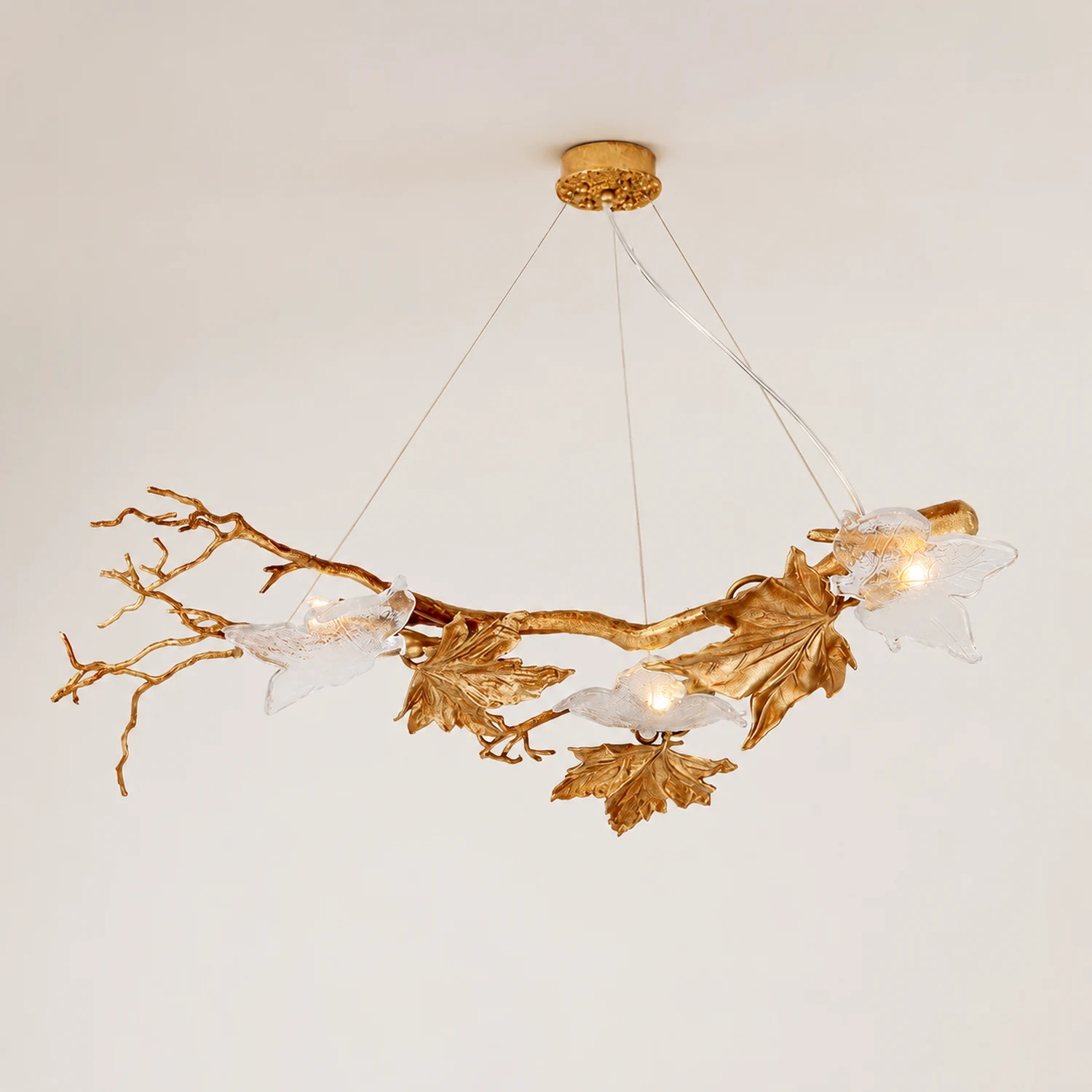 Folio Branch Brass Chandelier - Lumpaz