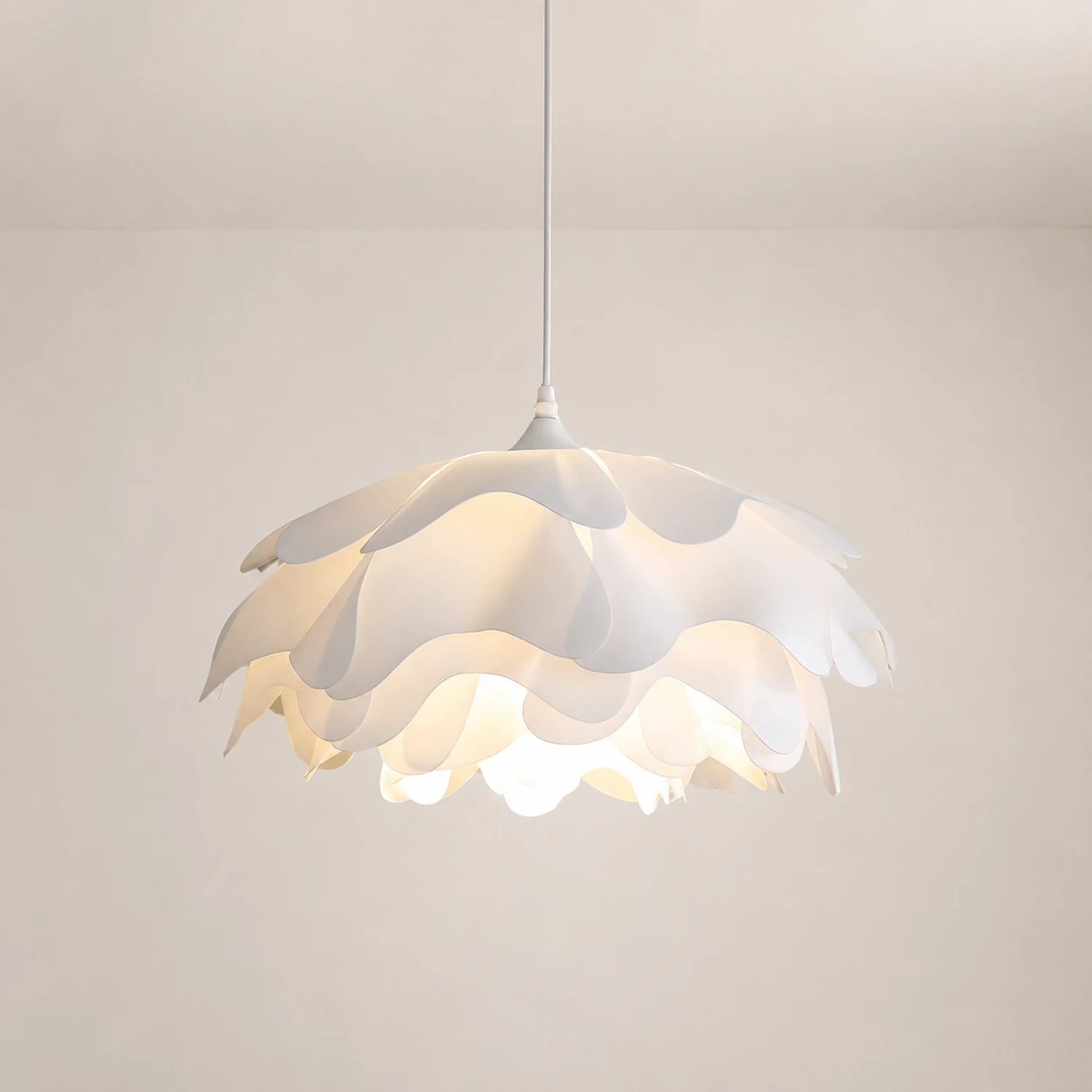 Flower Shaped White Pendant Lamp - Lumpaz