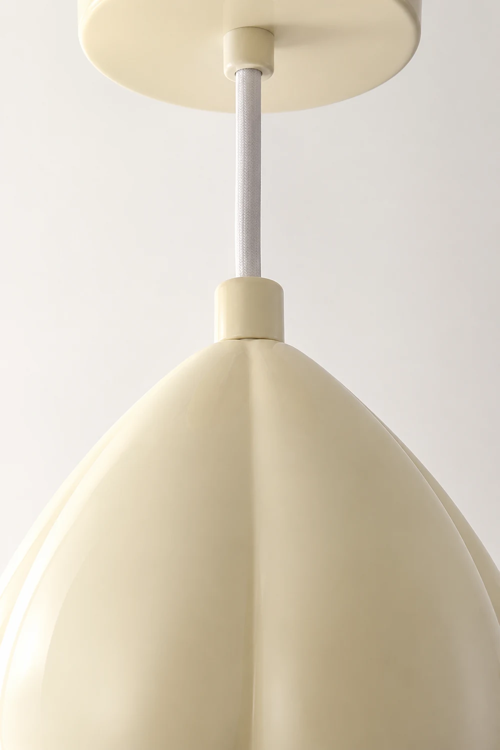 Flower Bud Pendant Lamp - Lumpaz