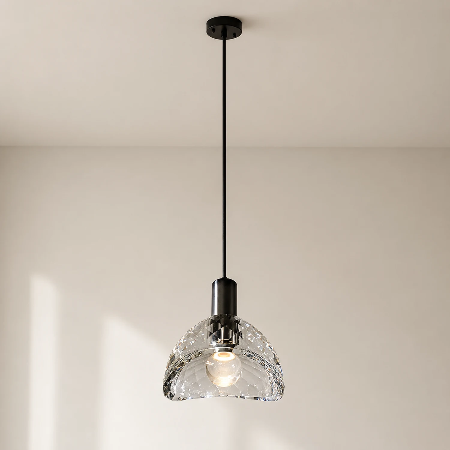Latham Glass Pendant Lamp - Lumpaz