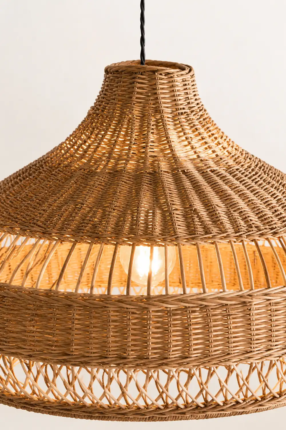 Artisanal Rattan Dome Pendant Lamp - Lumpaz