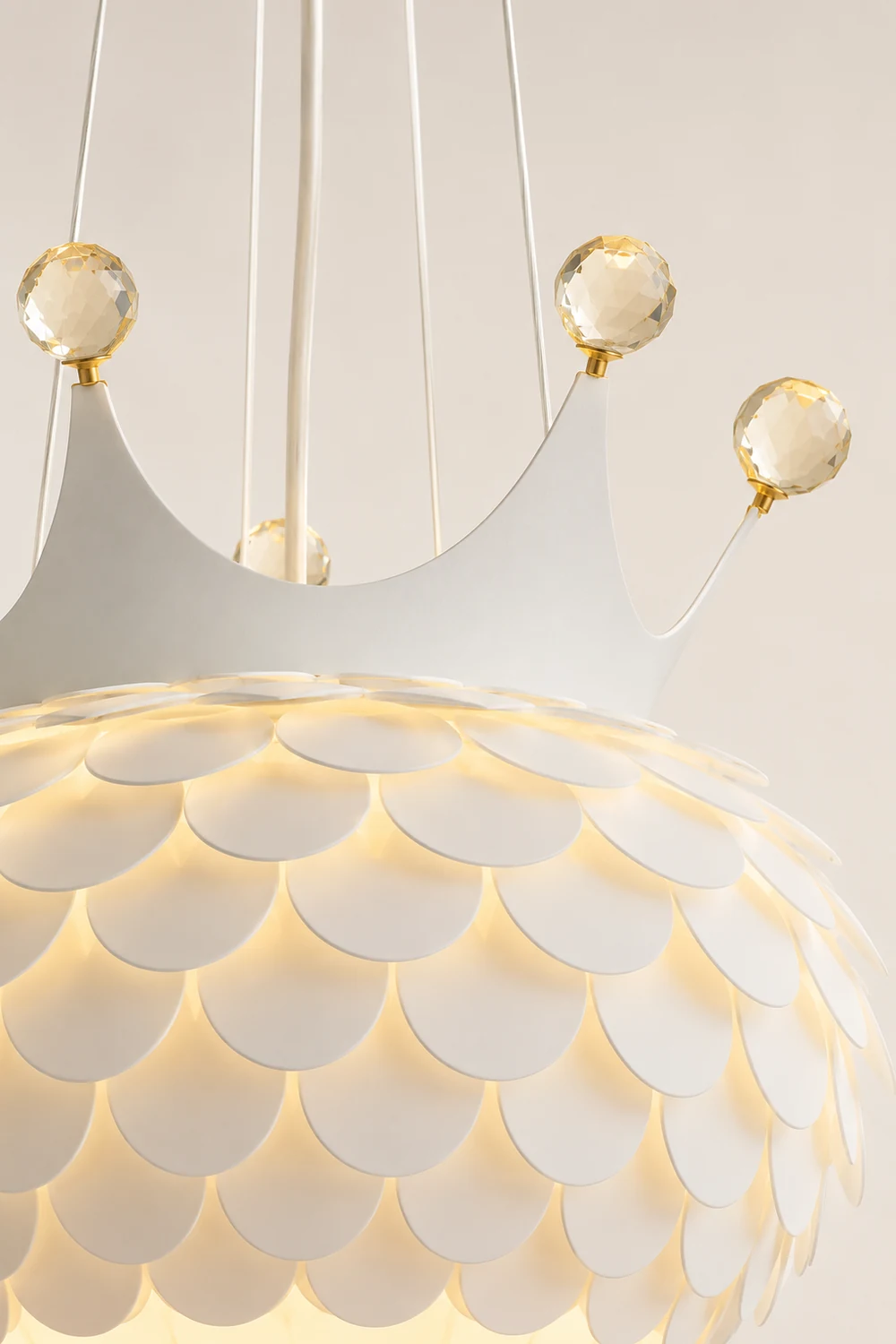 Aluvia Crown Pendant Lamp - Lumpaz