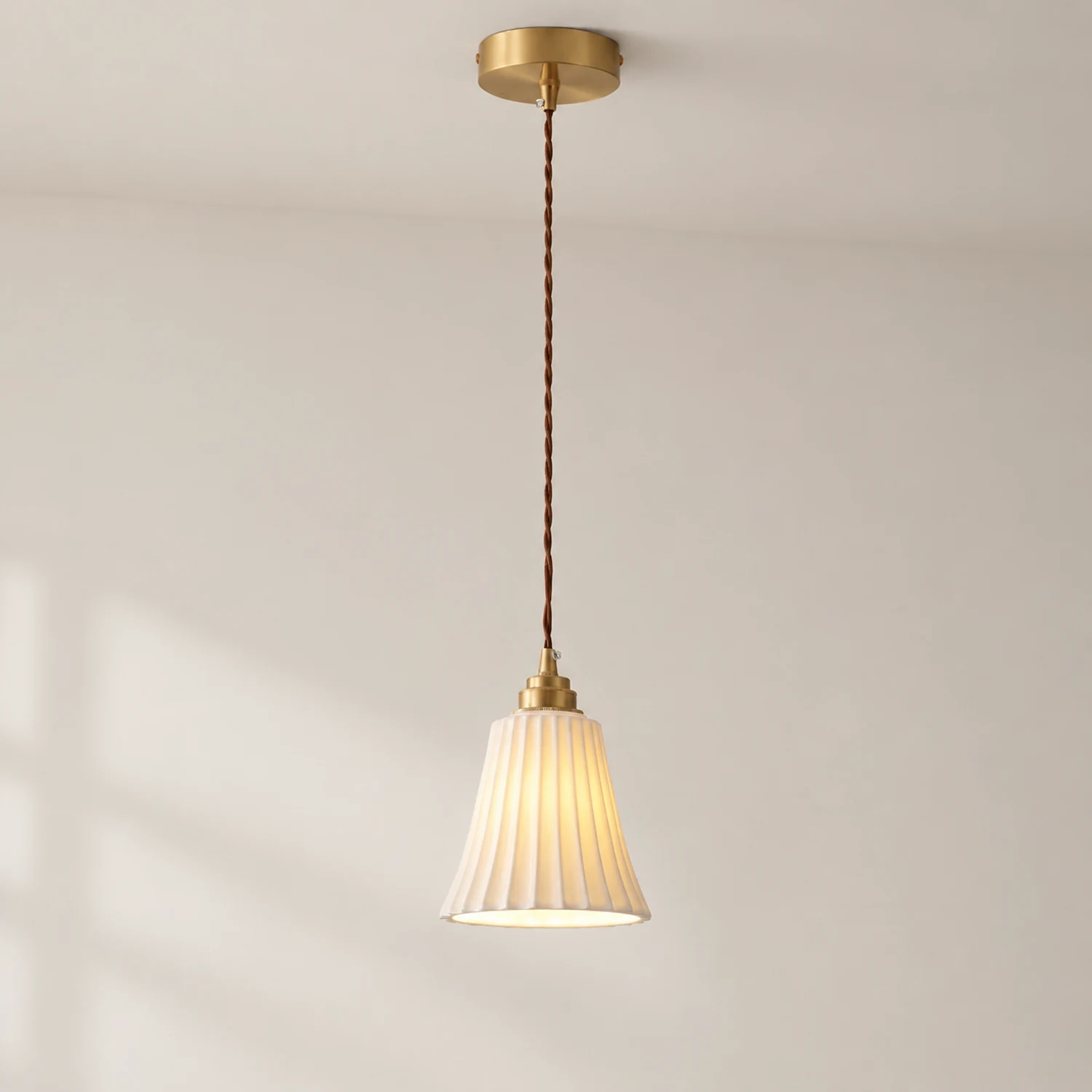 Trumpet Ceramic Pendant Light - Lumpaz