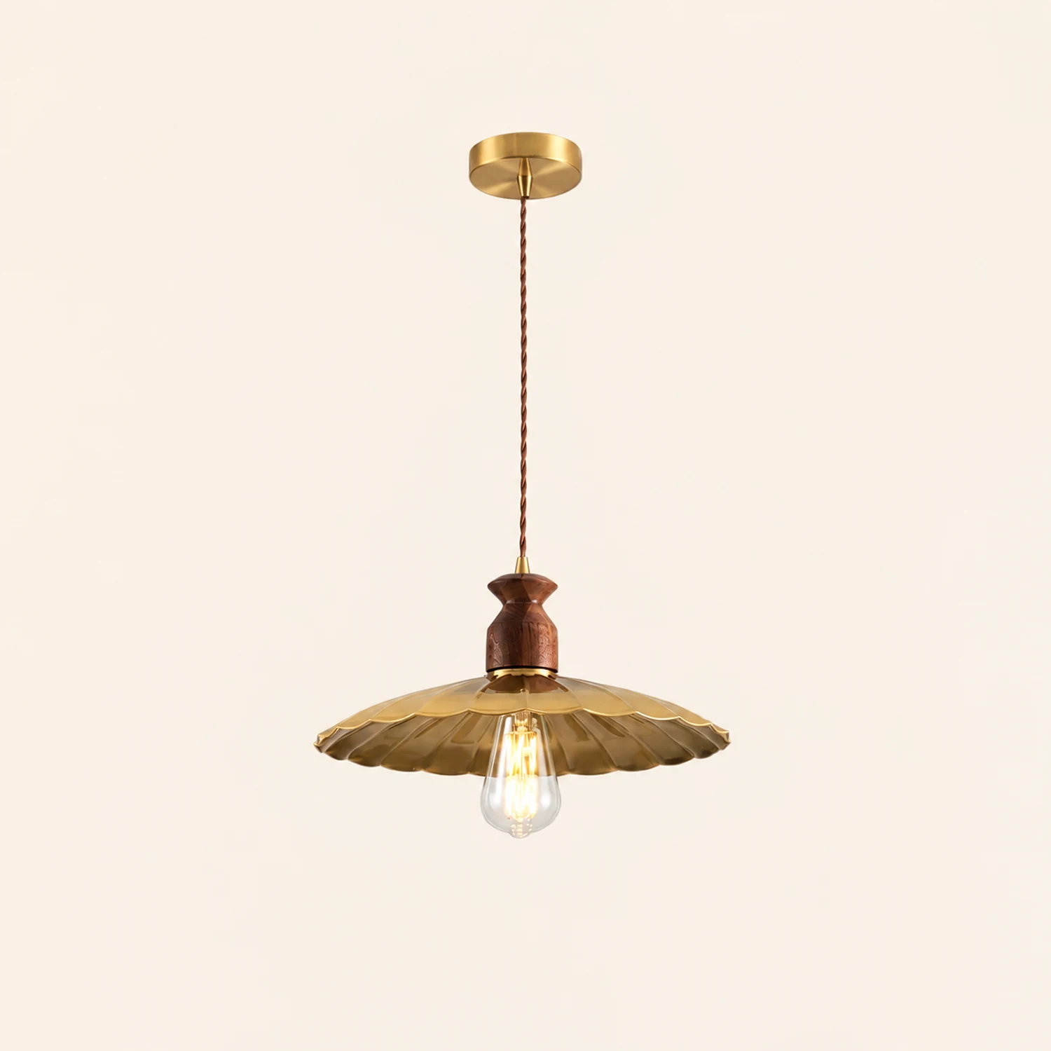 Brass Crest Pendant Light - Lumpaz