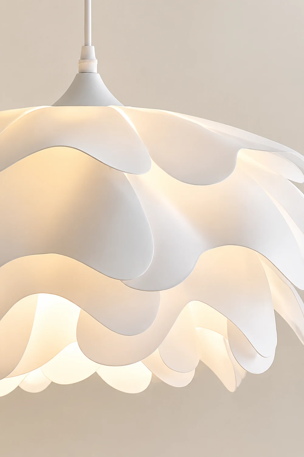 Flower Shaped White Pendant Lamp - Lumpaz
