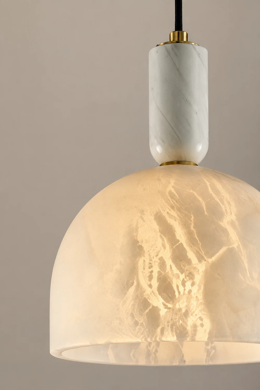 Blair Alabaster Pendant Light - Lumpaz