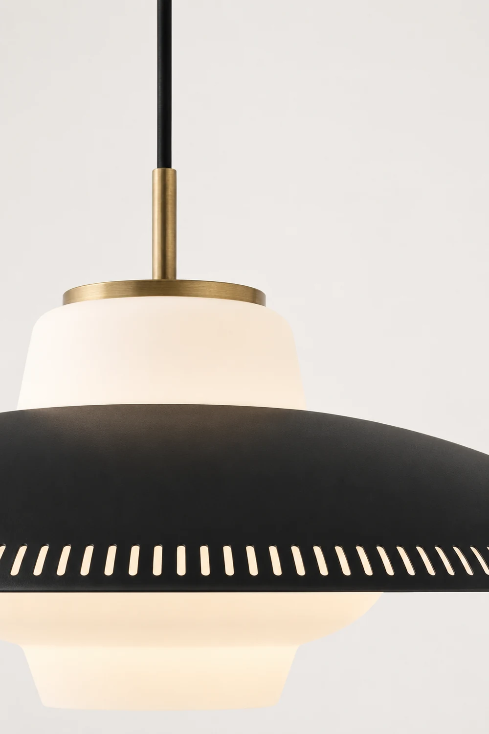 Alien Frisbee Pendant Lamp - Lumpaz
