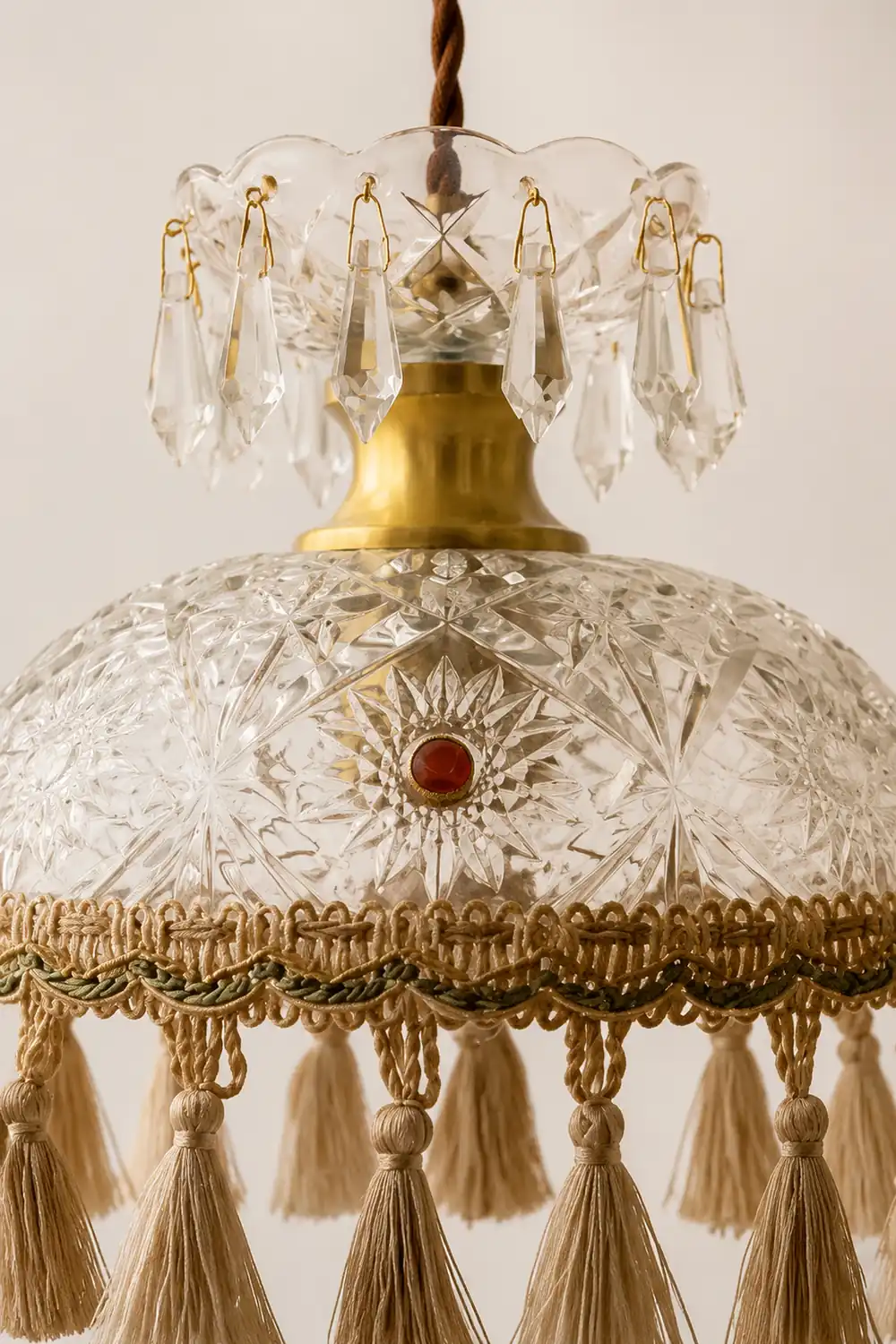 Bowl Tassel Pendant Light - Lumpaz