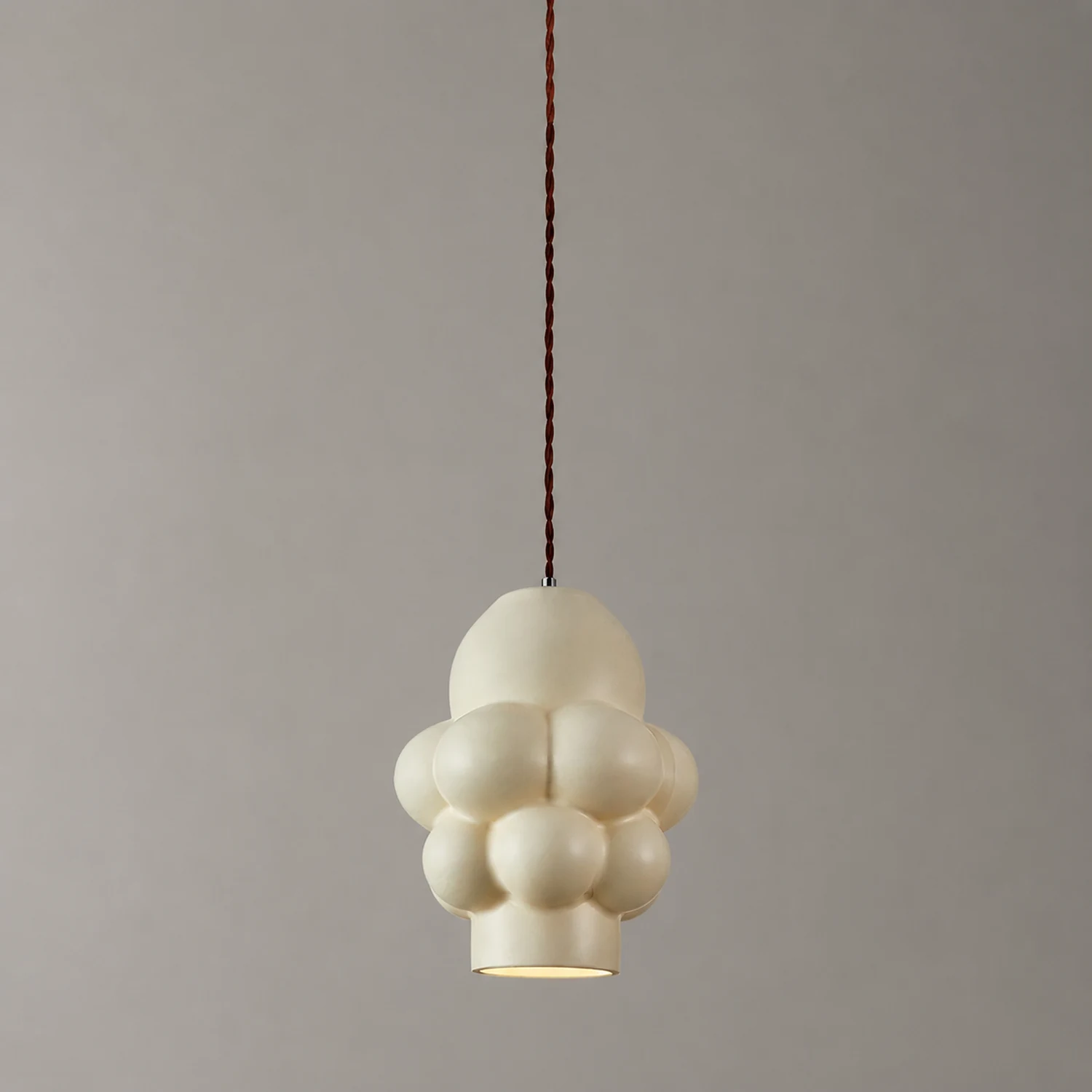 Resin Cream Pendant Lamp - Lumpaz