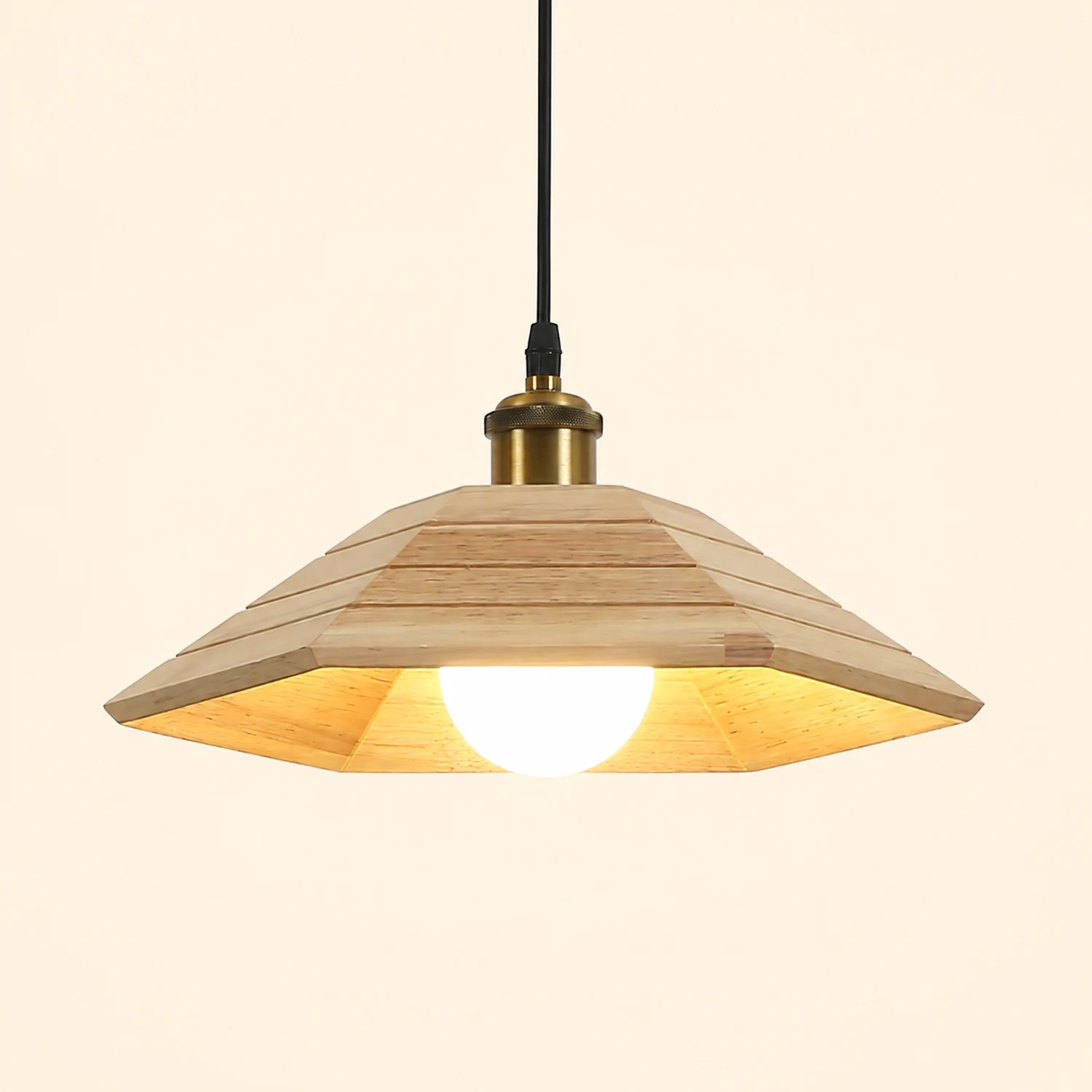 Aeyee Wood Pendant Light - Lumpaz