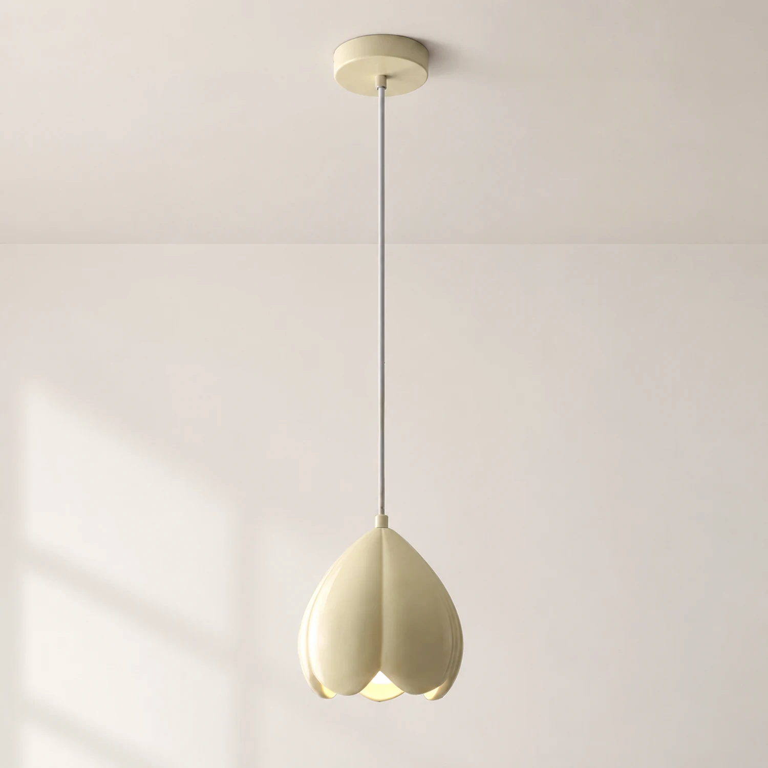 Flower Bud Pendant Lamp - Lumpaz