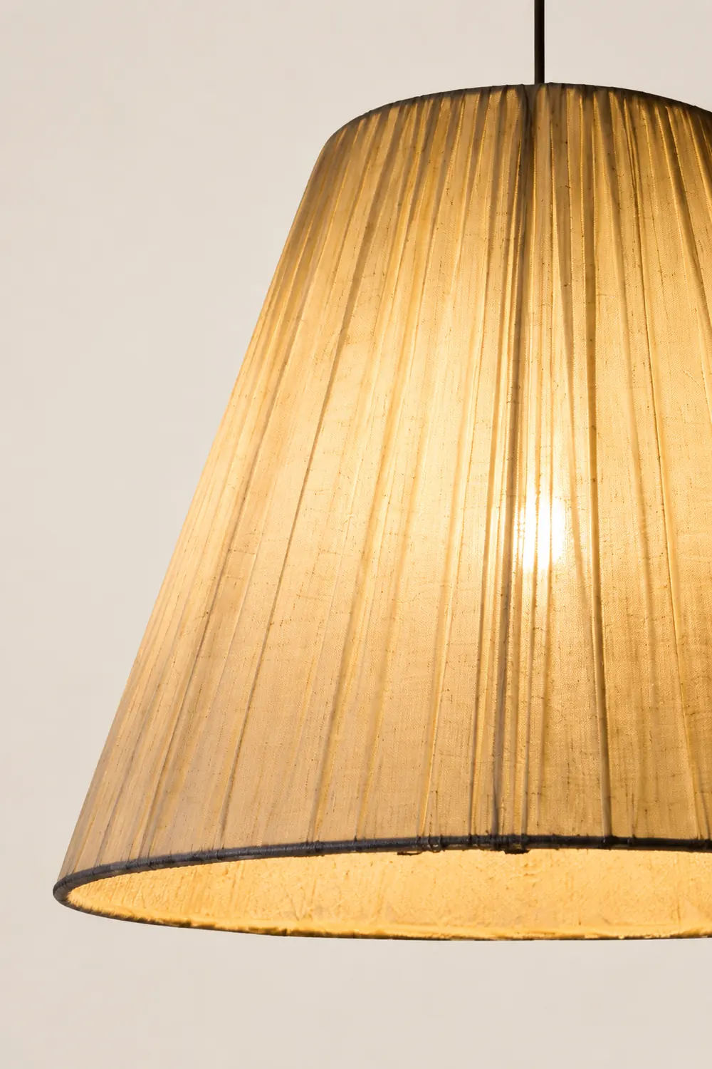 Textile Taper Pendant Lamp - Lumpaz