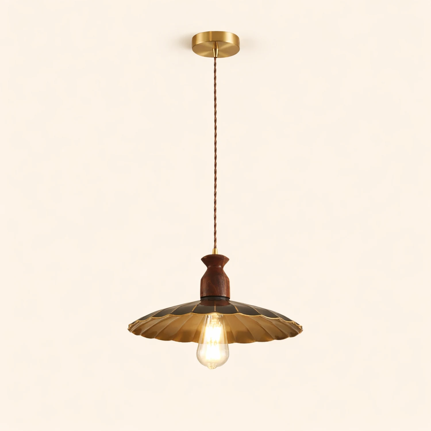 Brass Crest Pendant Light - Lumpaz