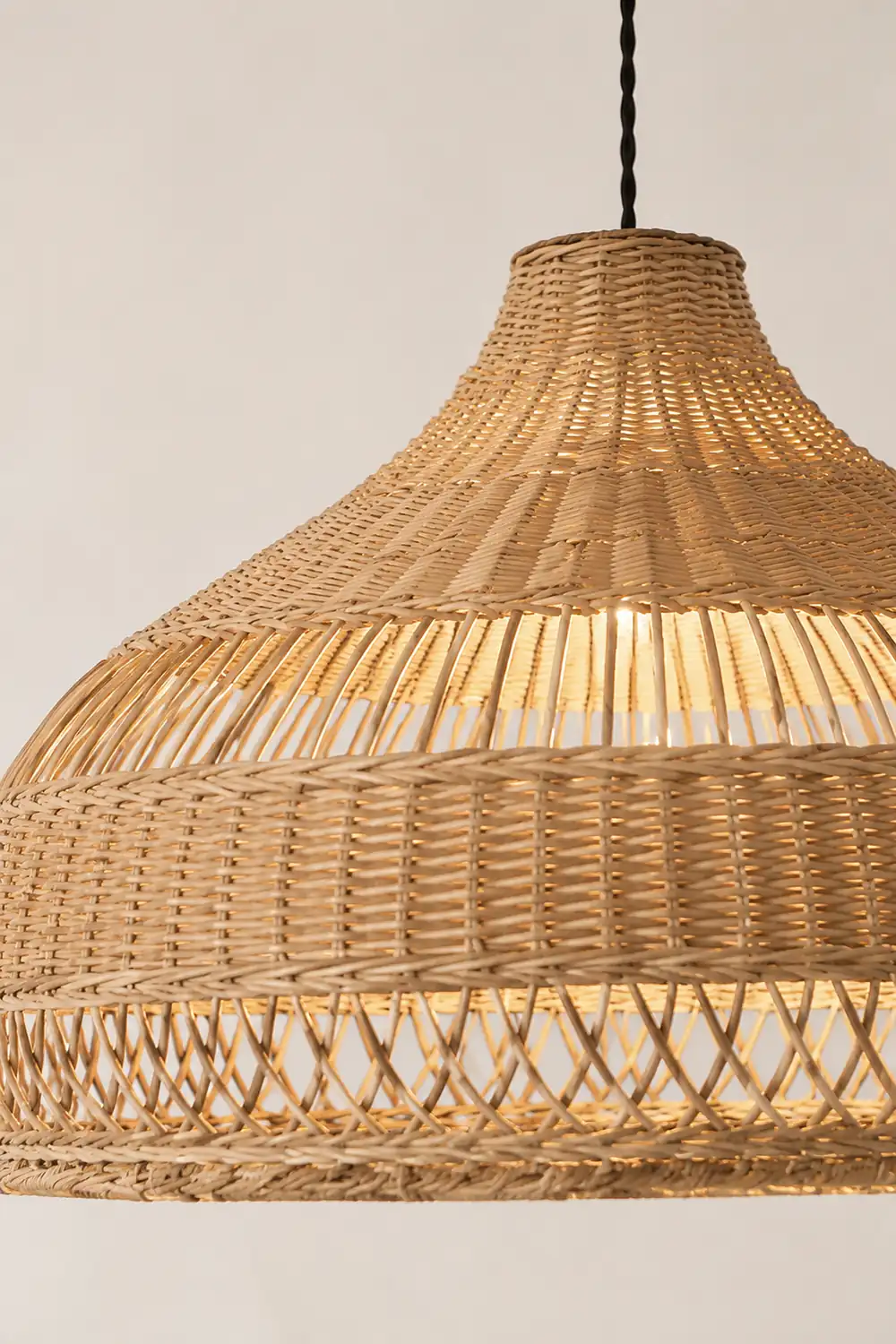Artisanal Rattan Dome Pendant Lamp - Lumpaz