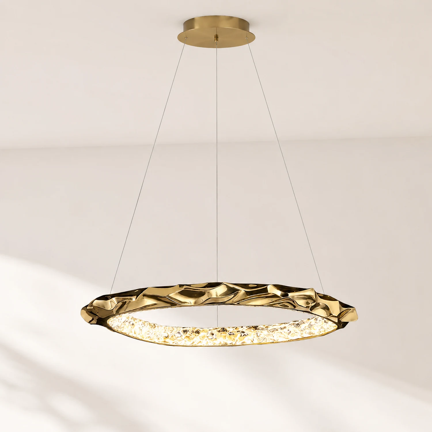 Resin Circlet Brass Pendant Lamp - Lumpaz