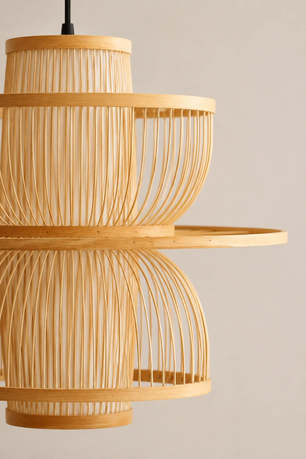 Handmade Sigyn Bamboo Pendant Lamp - Lumpaz