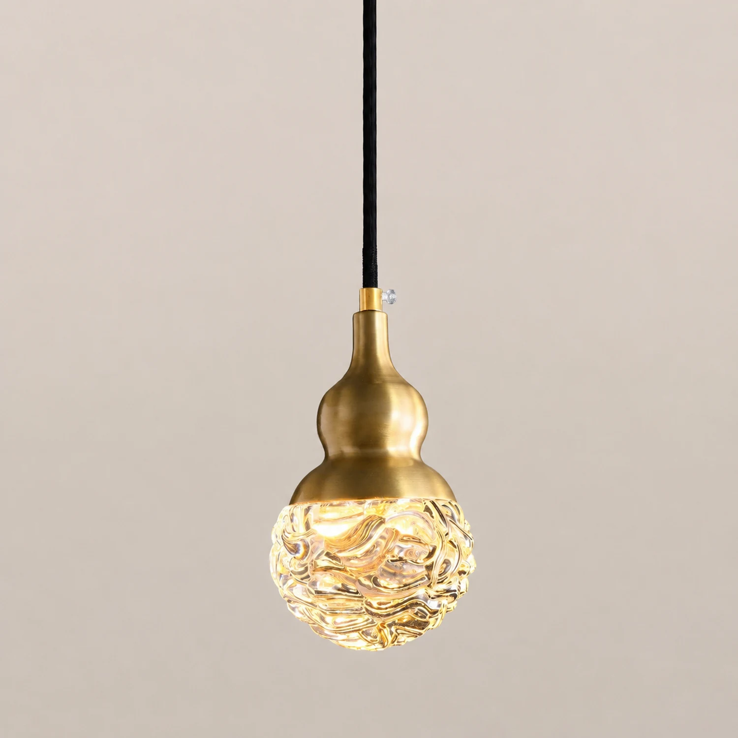 Bella Brass Pendant Light - Lumpaz