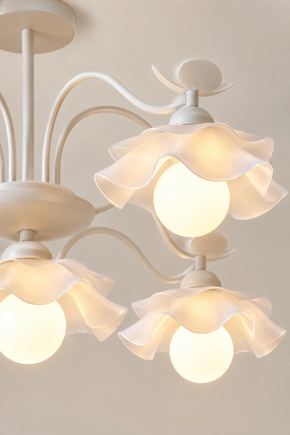 Murano Acrylic Chandelier - Lumpaz