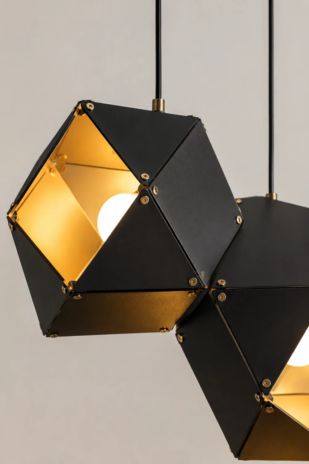 Welles Chandeliers - Lumpaz