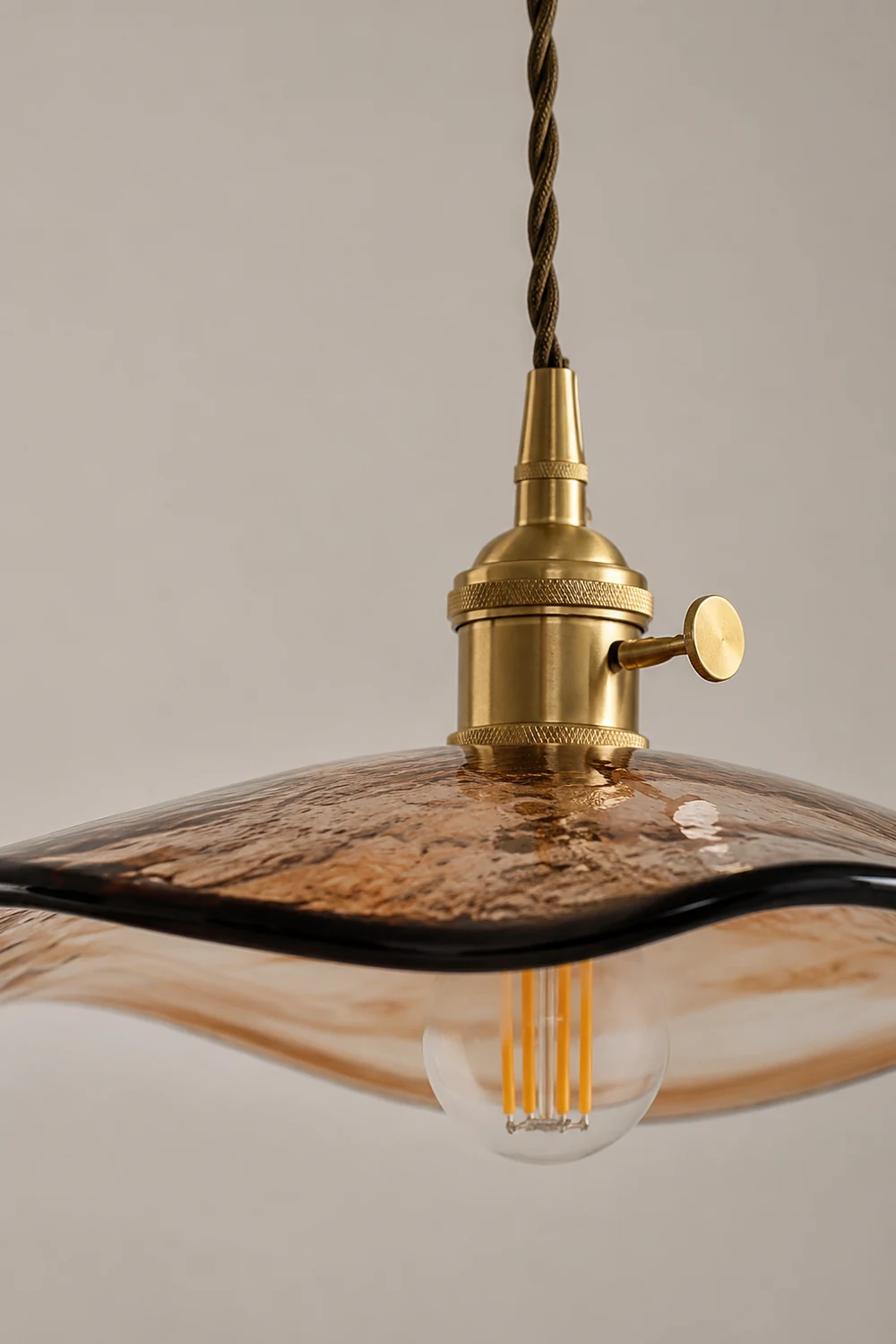 Flower Petal Glass Pendant Light - Lumpaz