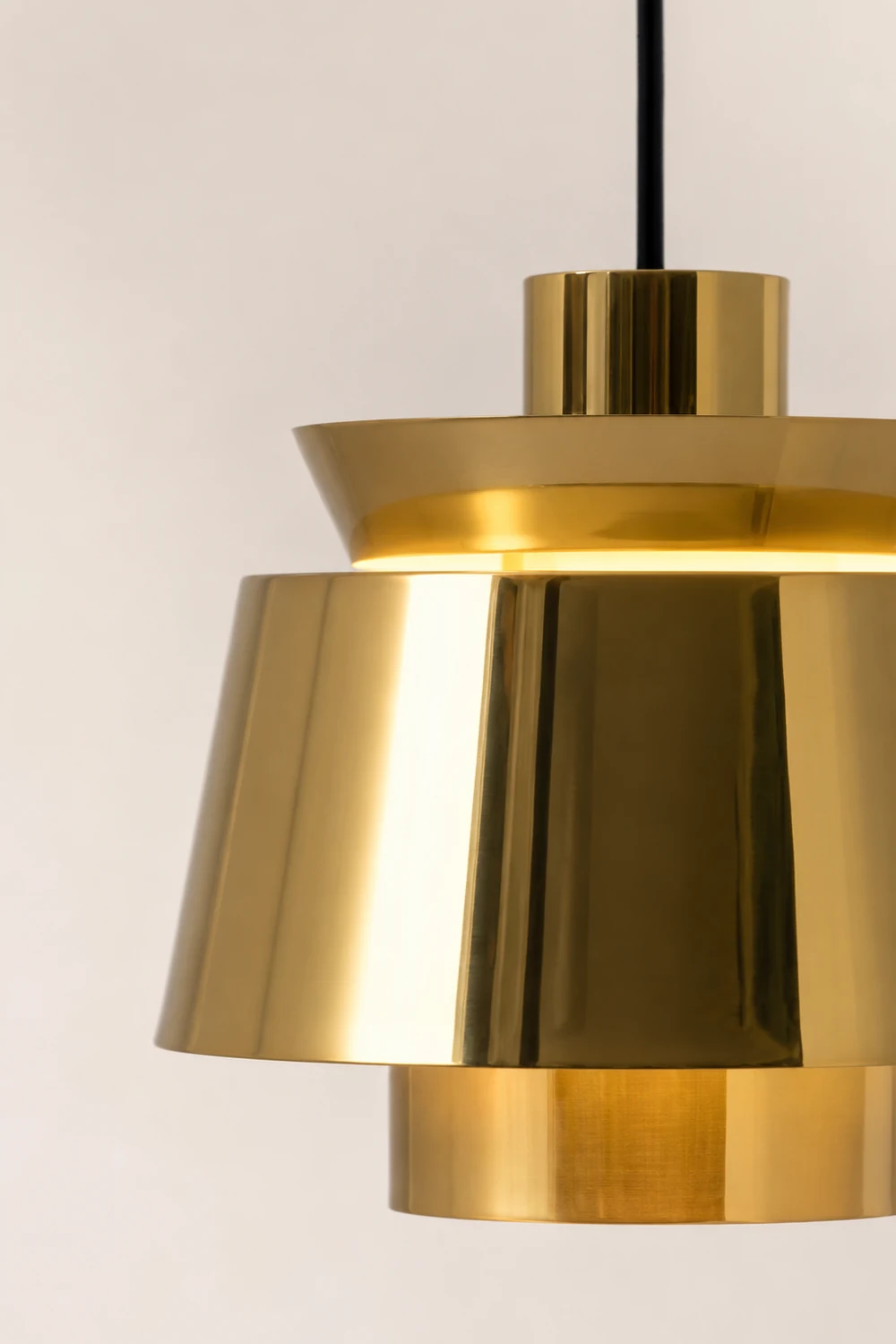 Utzon Pendant Light - Lumpaz