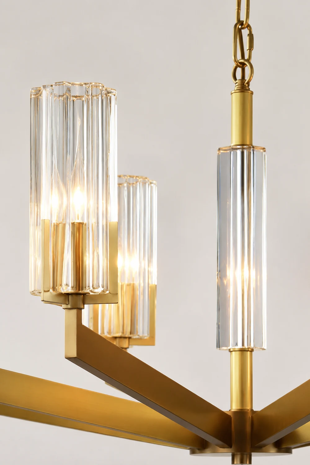 Kayla Brass Chandelier - Lumpaz