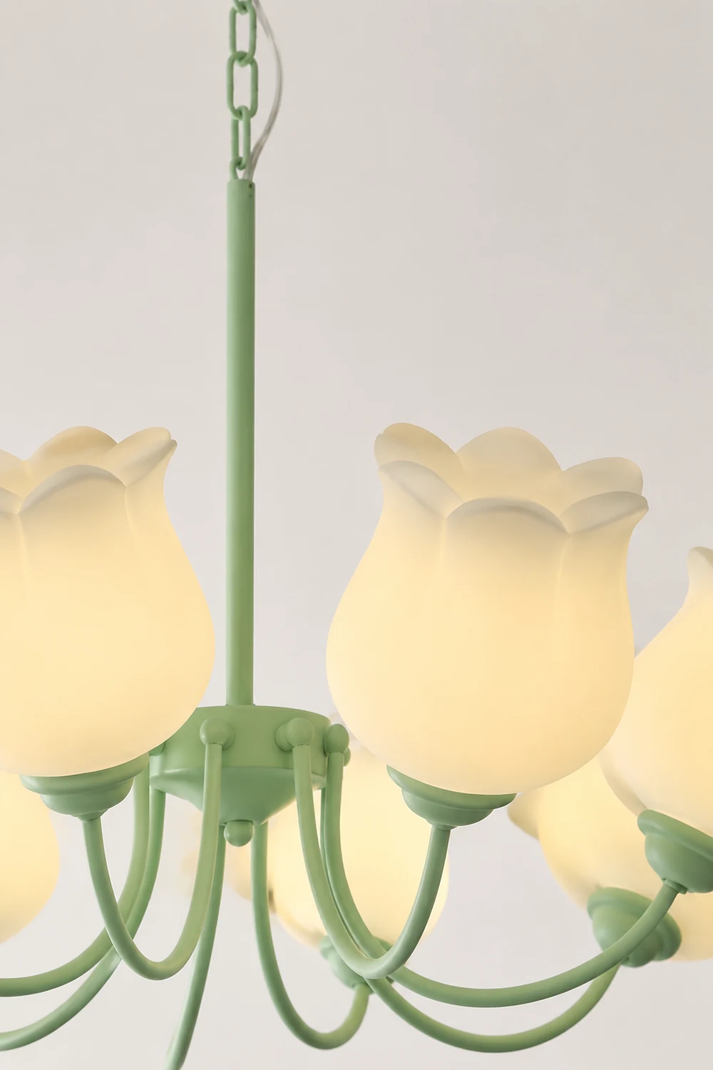 French Lily Chandelier - Lumpaz
