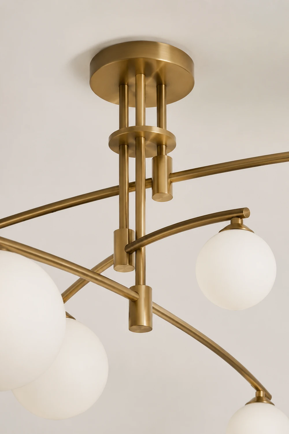 Modern Long Arm Chandelier - Lumpaz