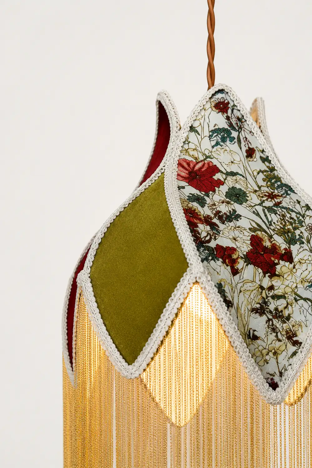 Bette Fringed Pendant Lamp - Lumpaz